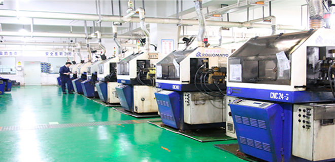 プラスチック部品